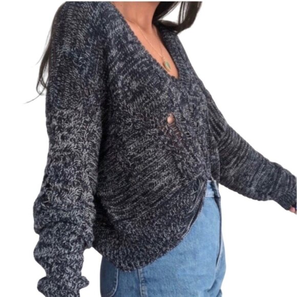 Wildfox Nancy Oxford Distressed Sweater Size Small Rib-Knit V Neck Navy Blue - Picture 1 of 8